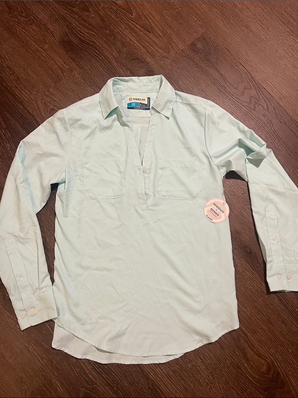 Magellan Outdoors womens Mint Green Long-Sleeve Button-Down Shirt